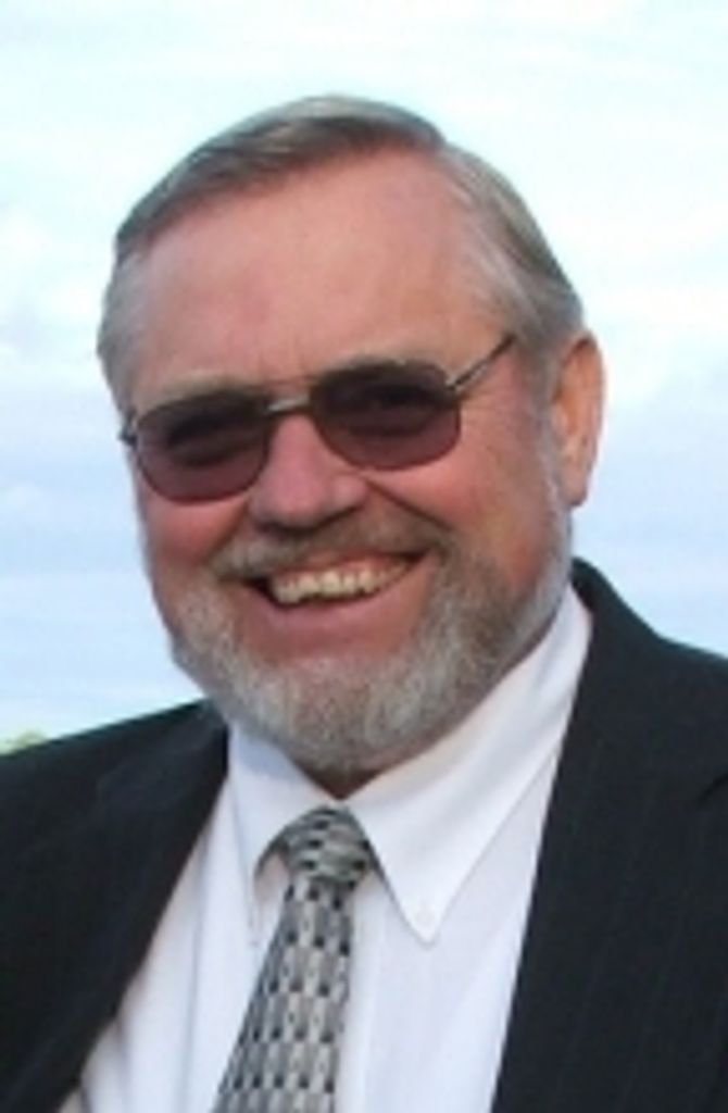 Donald Clayton Fretts