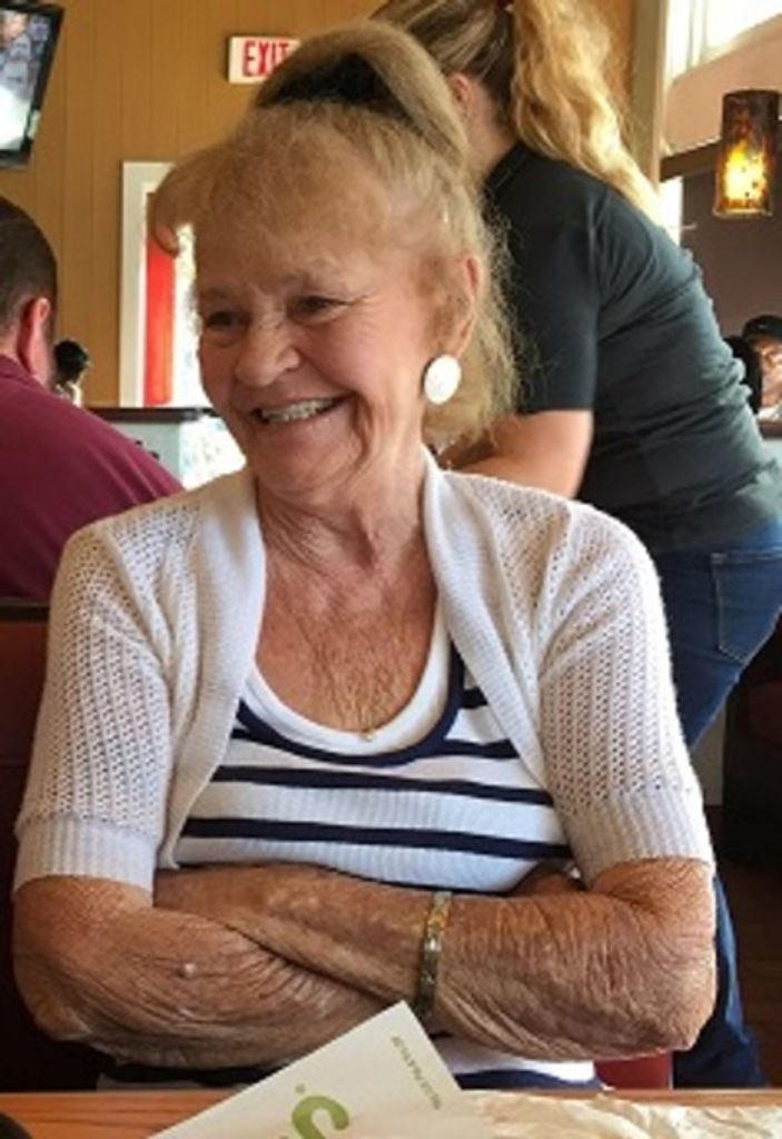 Dorothy Elizabeth Christmas Profile Photo