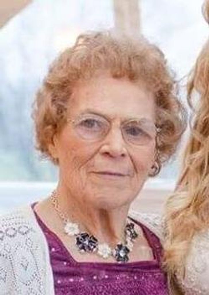 Elsie M. Hayden (Nee Ferguson)