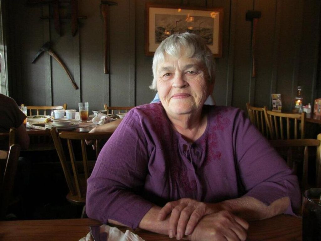 Cora Sue (Johnson)  Constant Profile Photo
