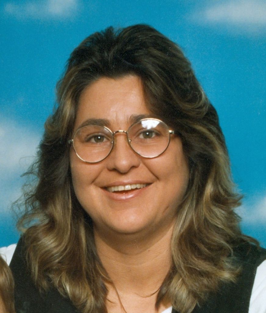 Sherry R. (Roessler)  Roessler