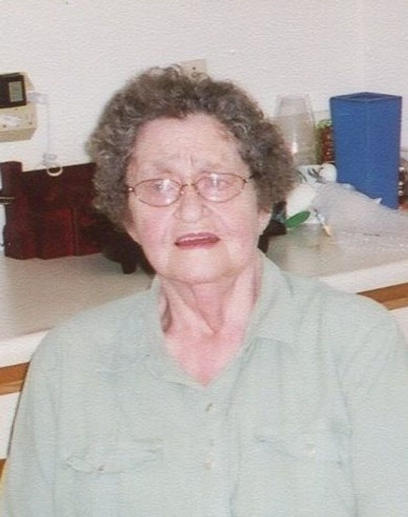 Nell Henson Profile Photo