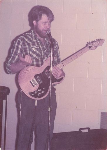 Kenneth "Kenny" R. Binnion photo gallery thumbnail 30 of 78
