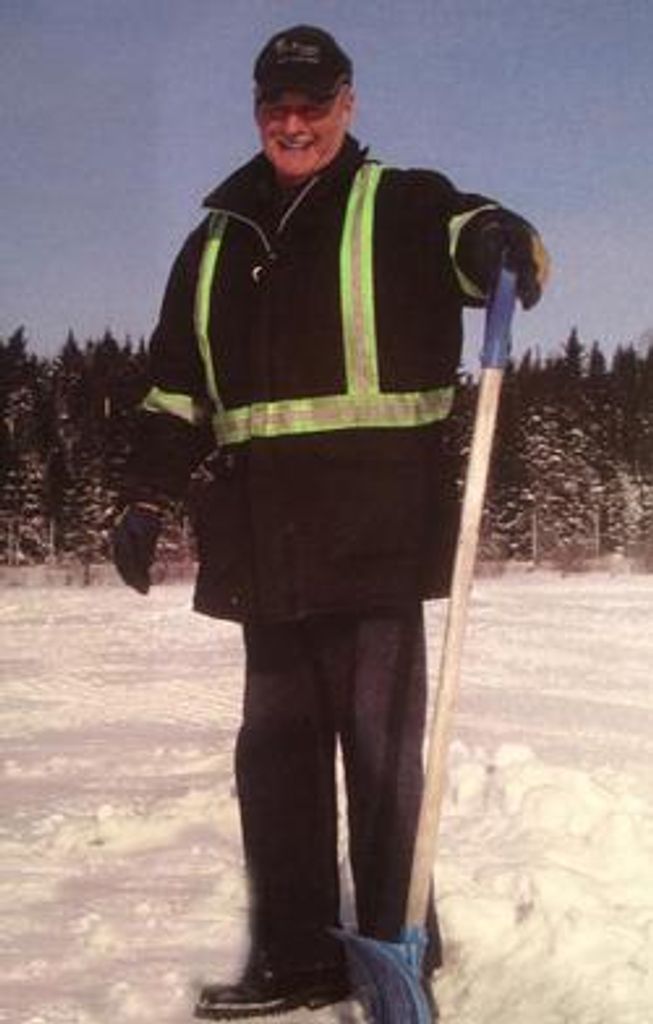 Earl Gillis Profile Photo