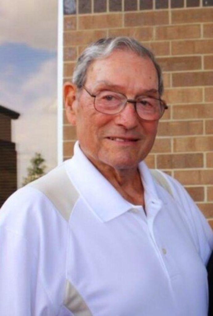Robert Deryl "Bob" Lobb Profile Photo