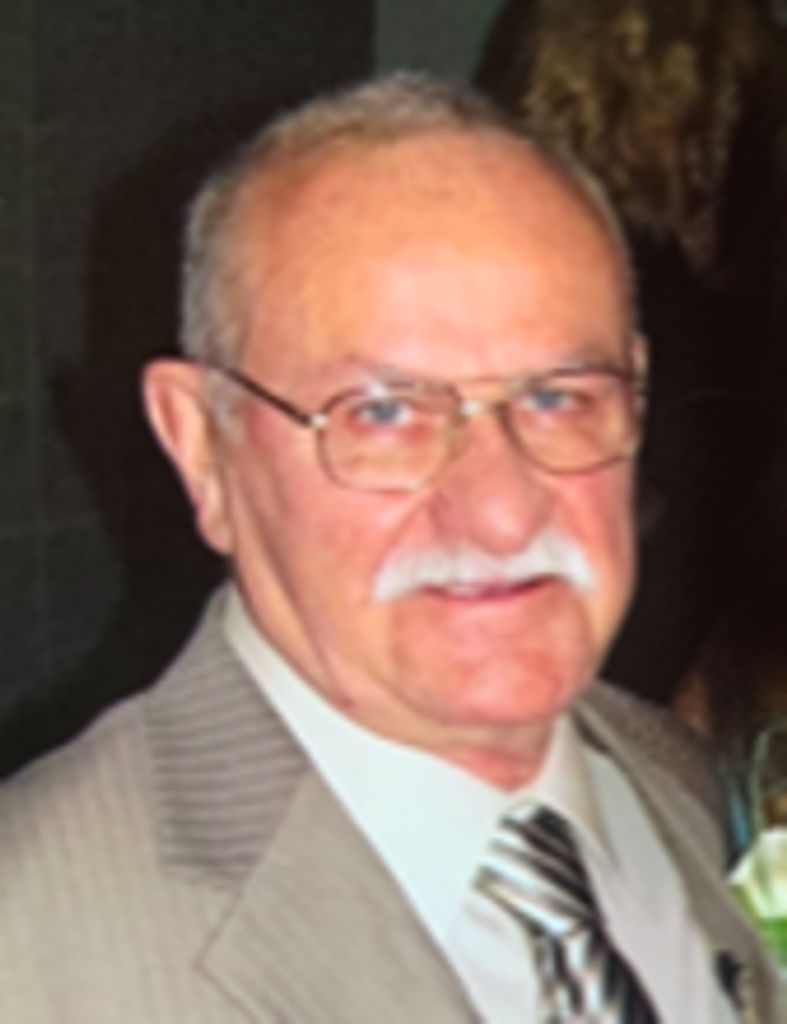 Robert "Bob" Edward Laabs