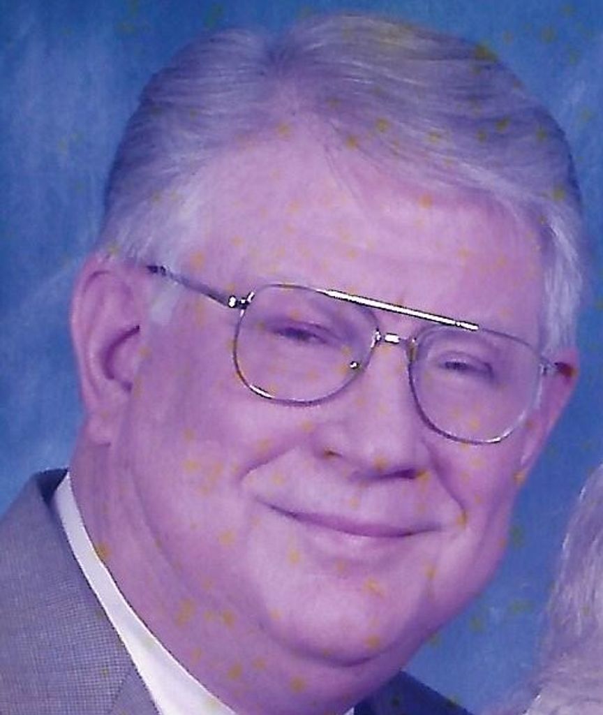 Dennis Lloyd Campbell