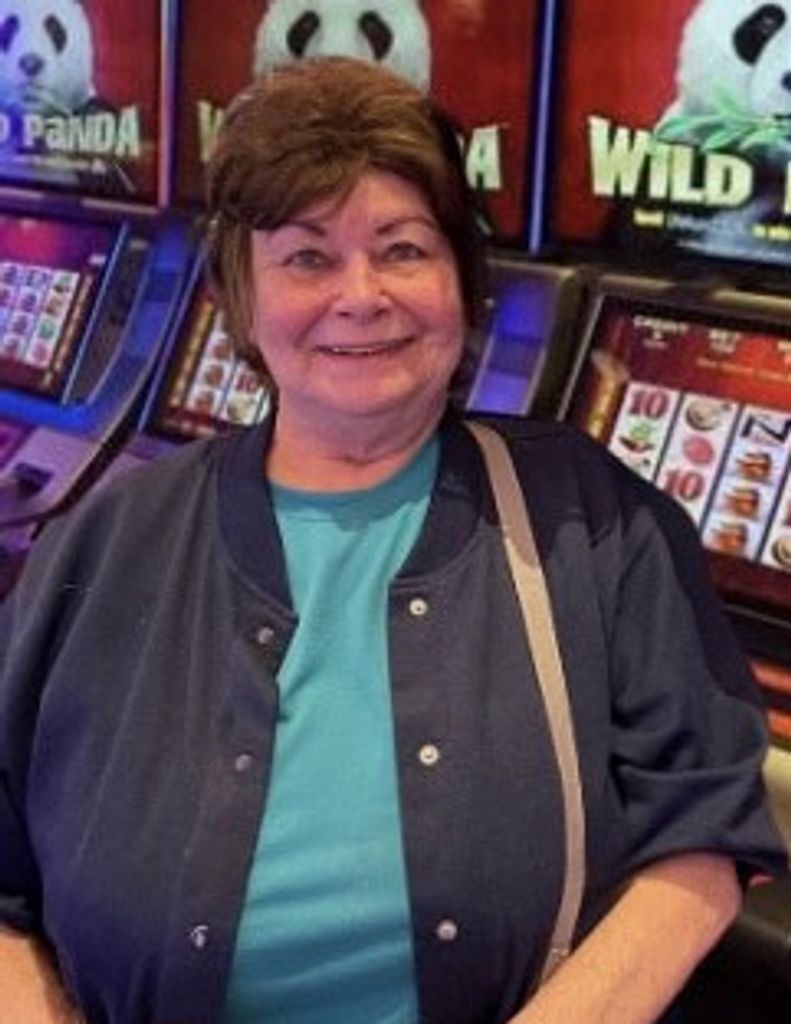 Donna M. (Roye)  Toren