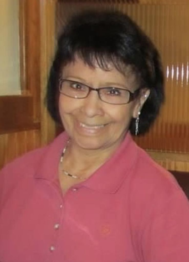 Rose M Luna