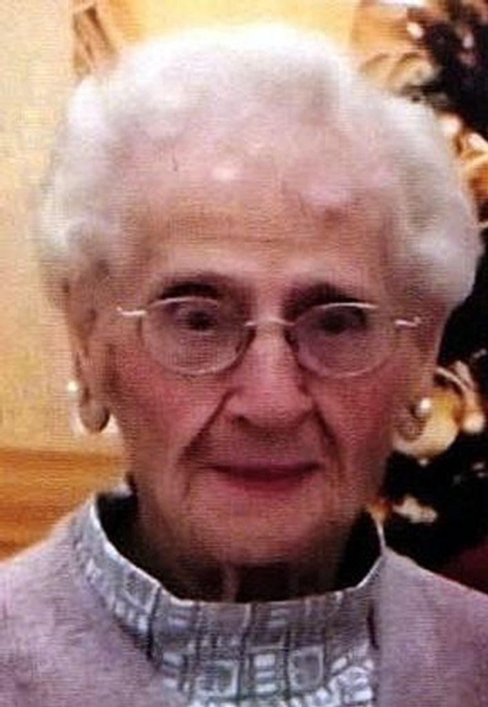 Rose Pfannenstiel Profile Photo