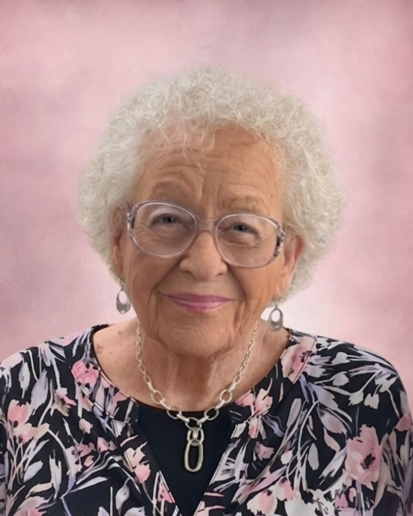 Carolyn Jones Howell