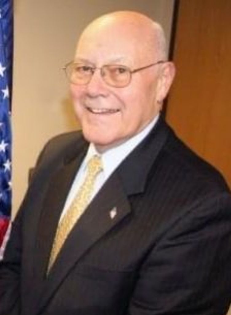 Carl Holland Wells Profile Photo