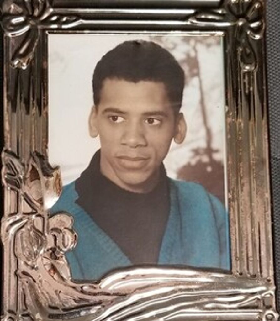 Dr. Roland Henderson