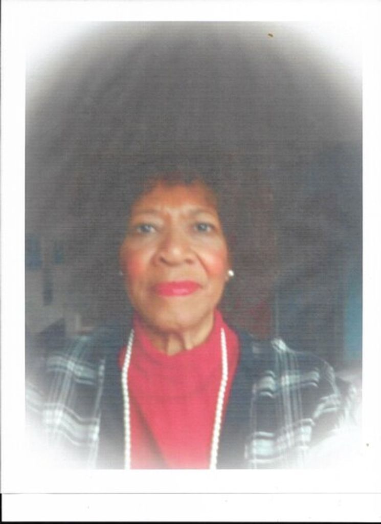 Carolyn Elum Mills Dennett Profile Photo