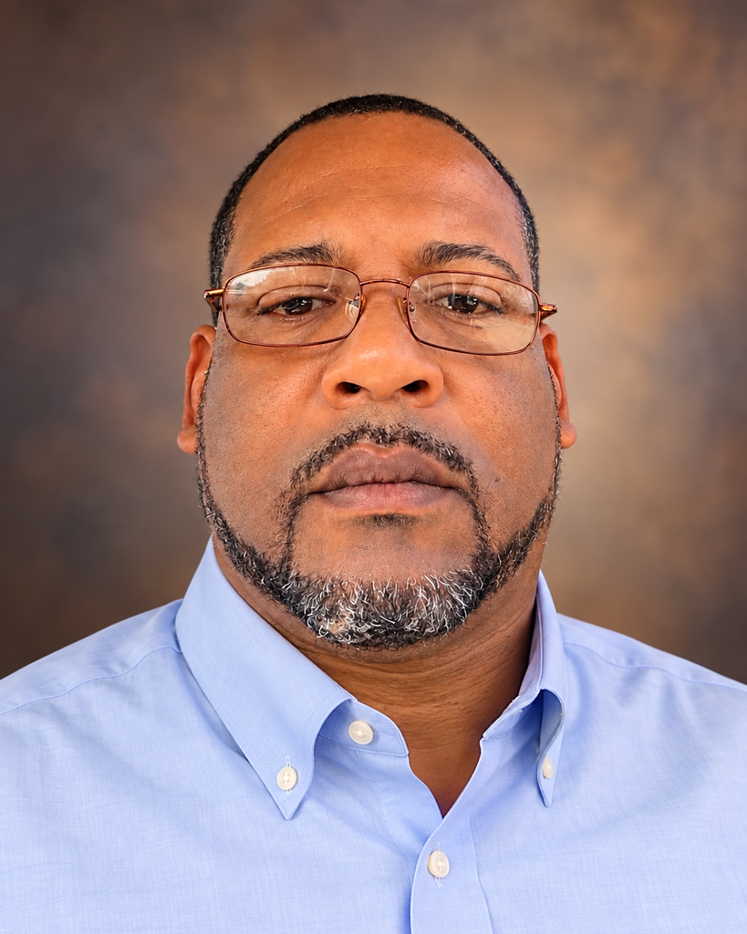 Mr. Reginald Warren Profile Photo