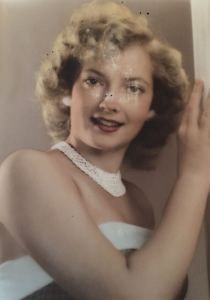 Doris Estell Pierce