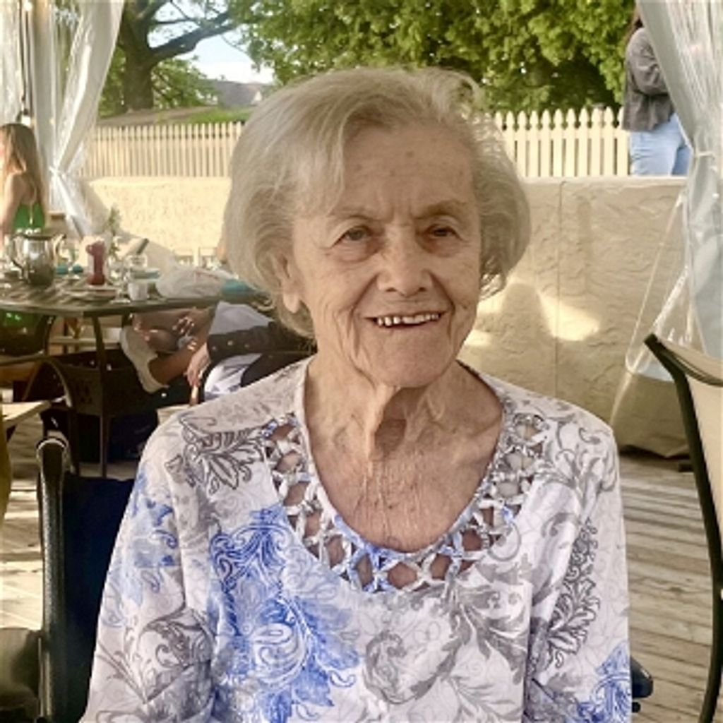 Eva E Rohlfs Profile Photo