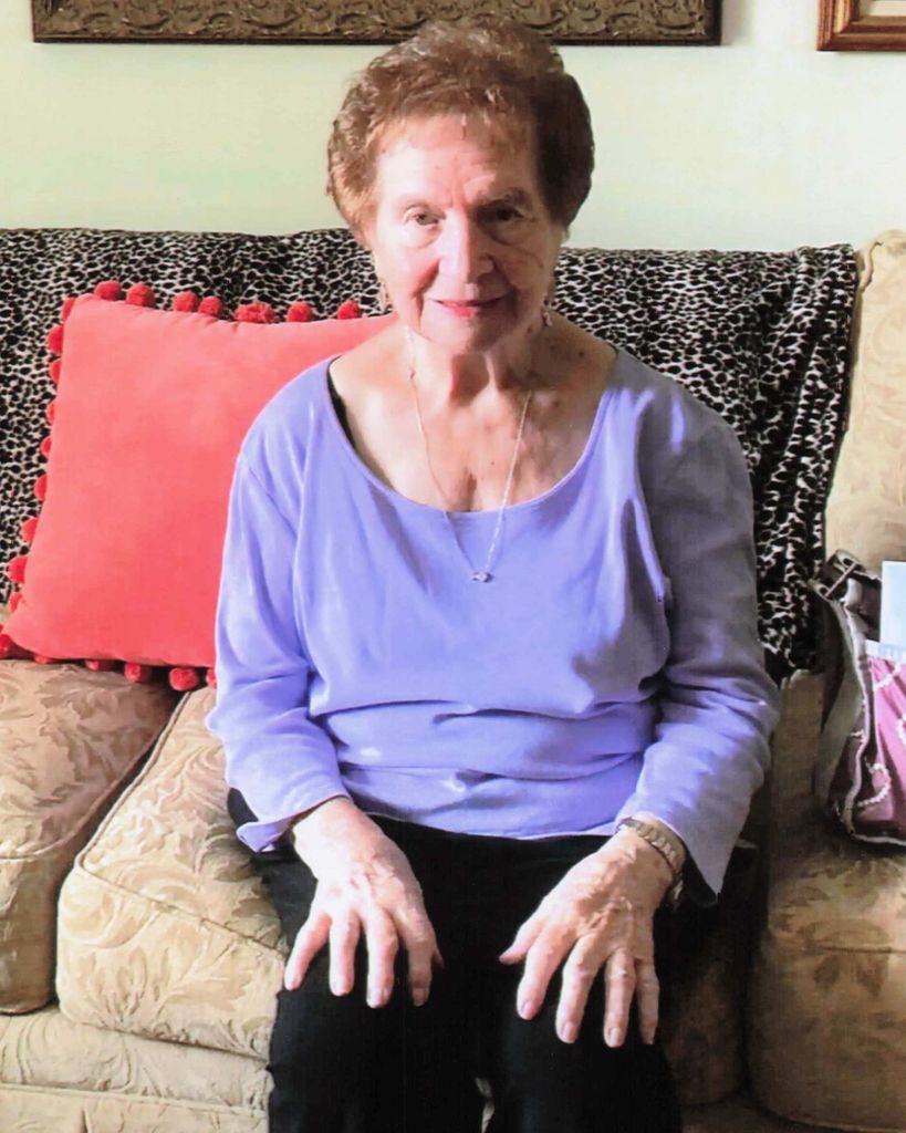 Carmela Mamone