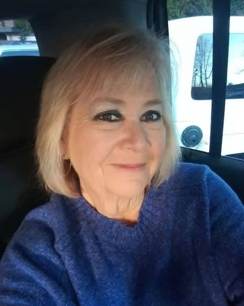 Lesa Castle Profile Photo