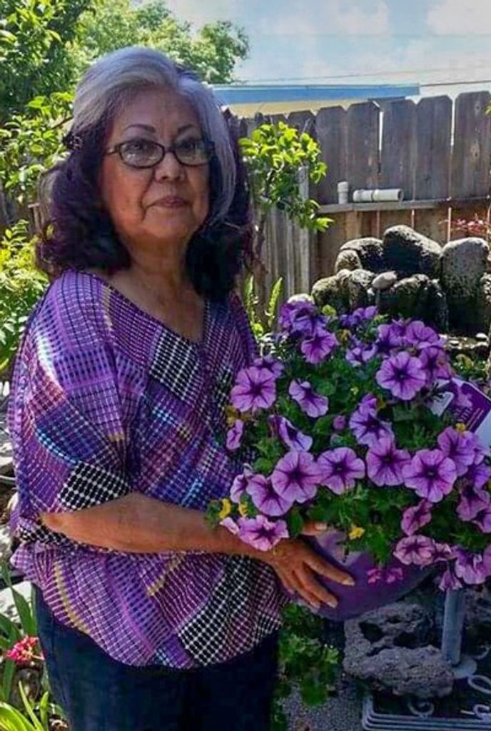 Maria D. Perez Profile Photo