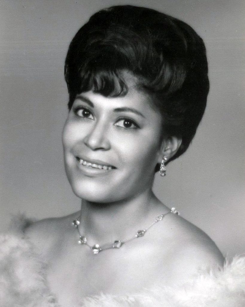 Alejandrina Minjarez