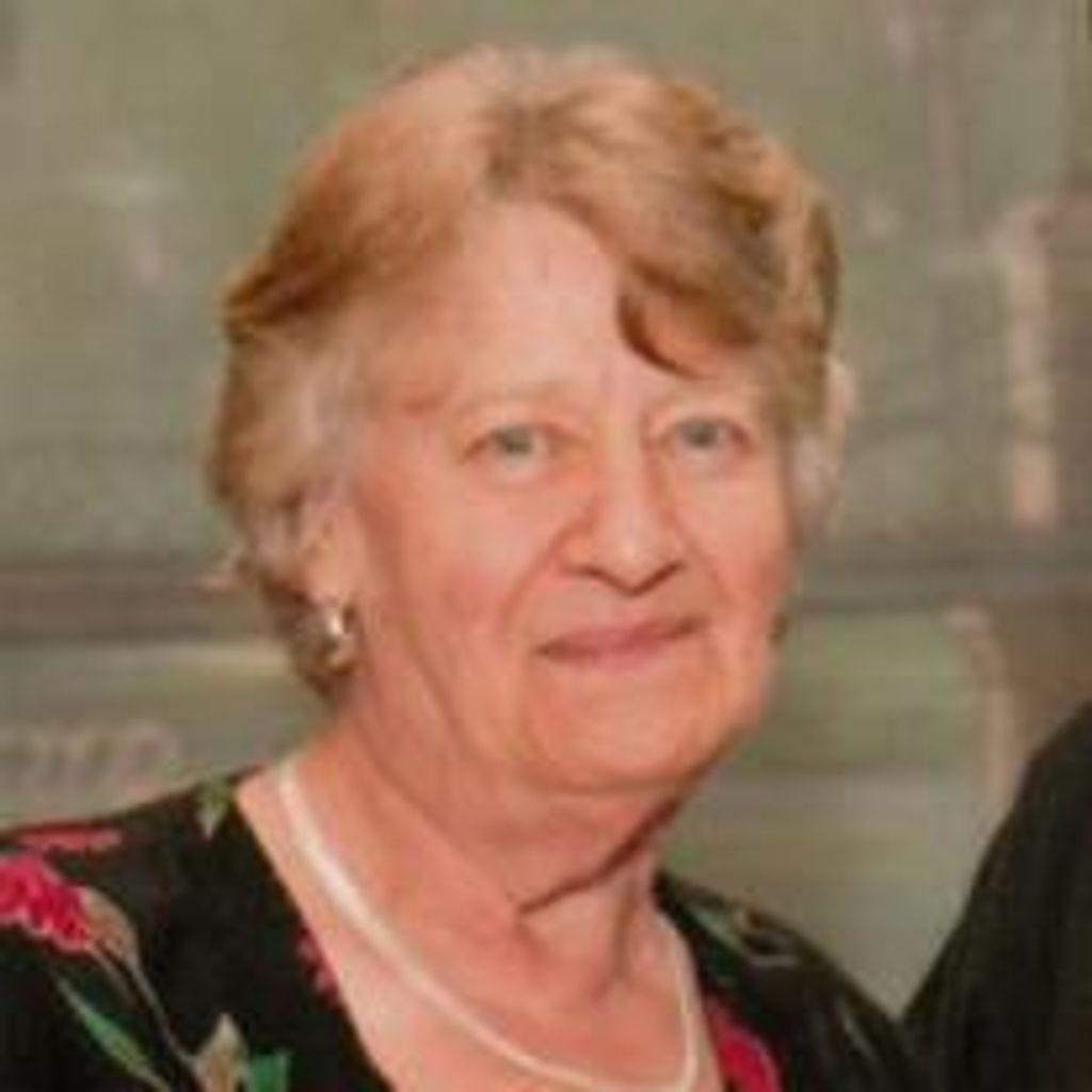Theresa Koutrelakos Profile Photo
