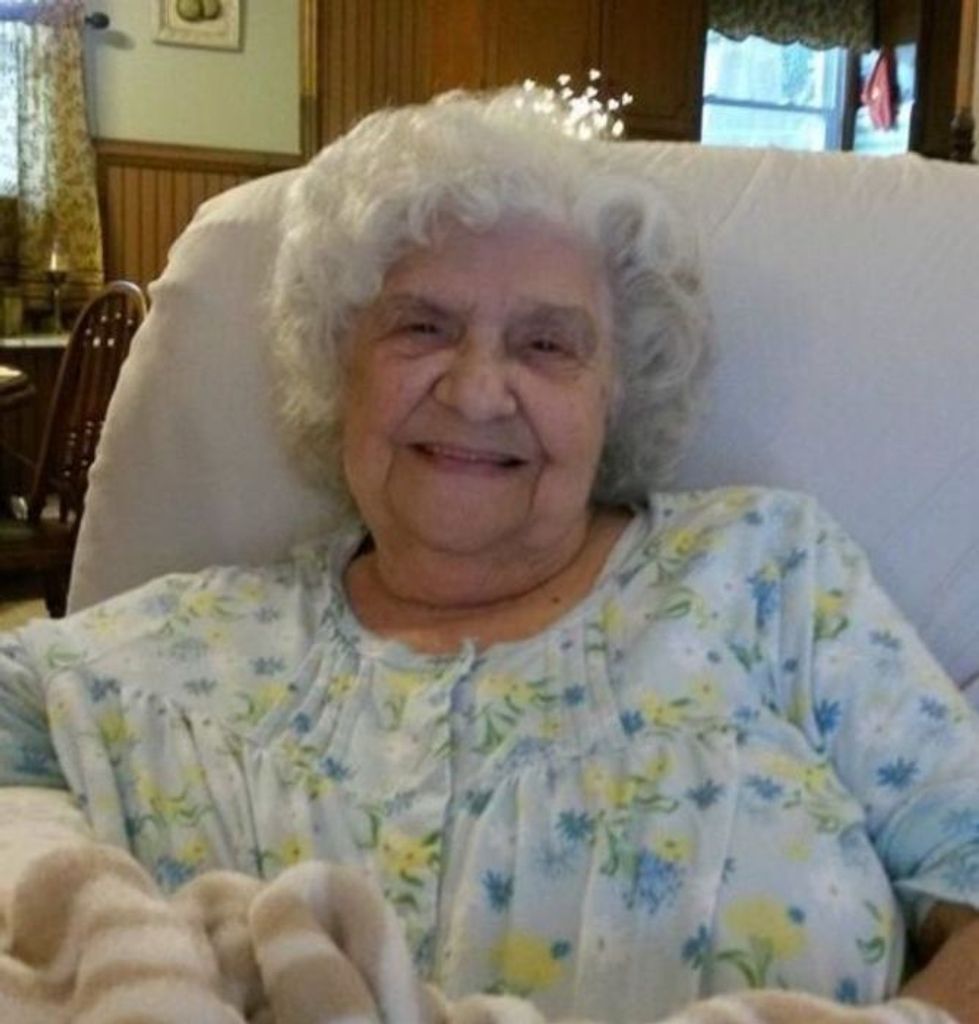 Iva Mae Wray Profile Photo