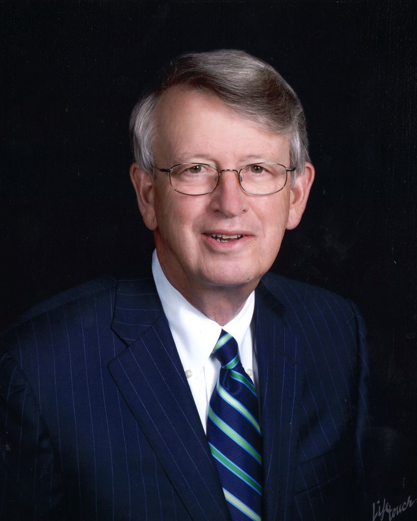 Dr. Robert Garvin Bottoms Profile Photo
