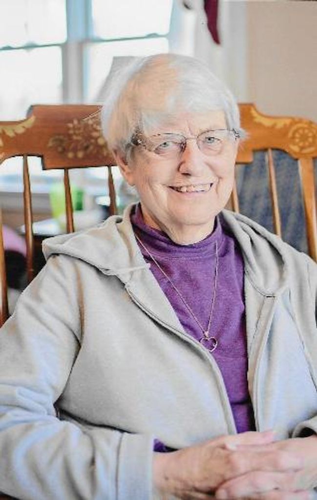 Helene Bisson Profile Photo