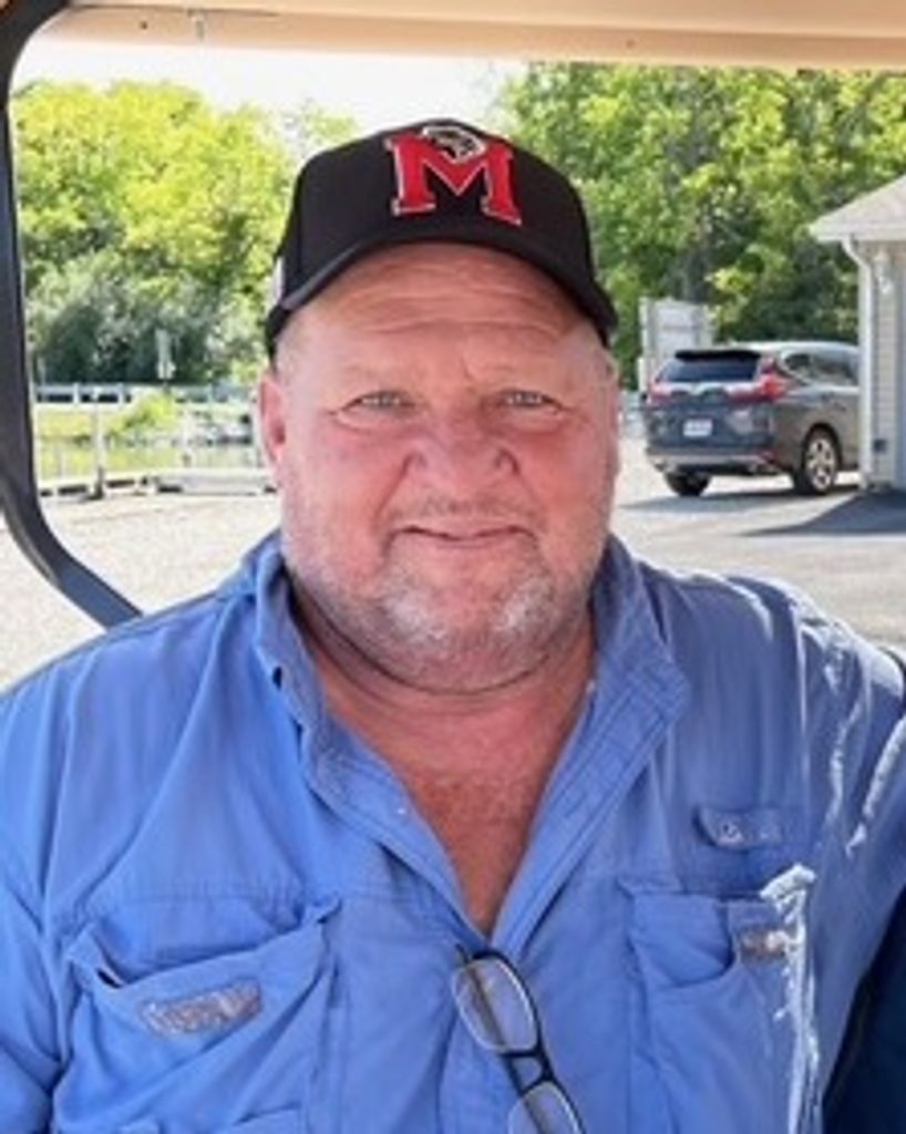 Brant Lora Profile Photo