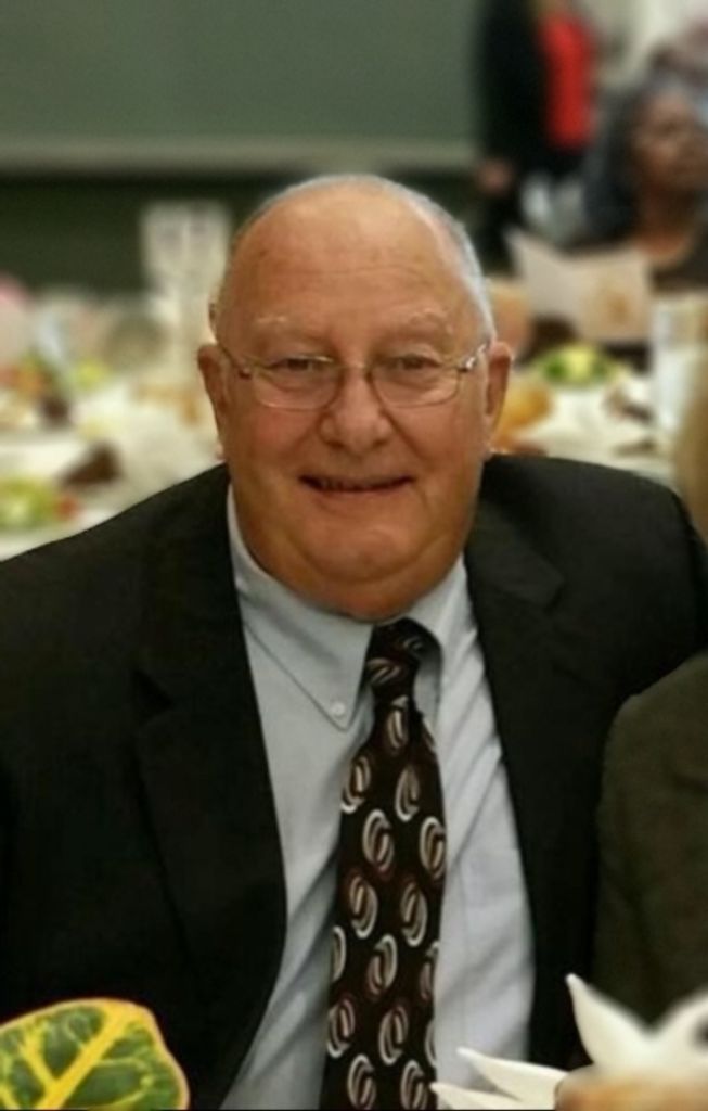 Robert J Farrell Profile Photo