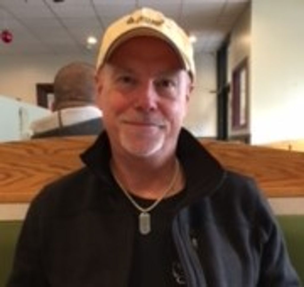 Clinton Hull Profile Photo