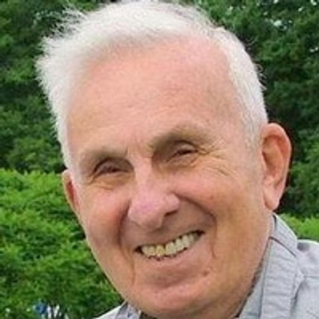 James P Stecklow