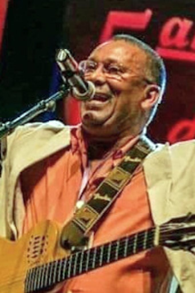 Antero Simas Correia E Silva