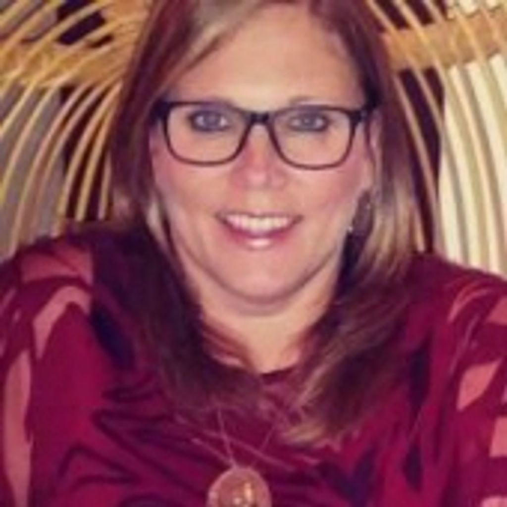 Stephanie Utsler Carter Profile Photo