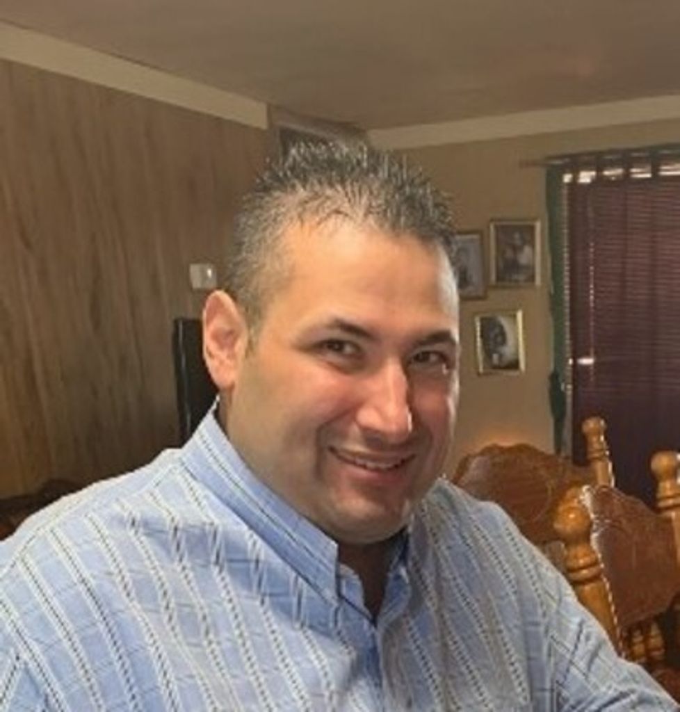 Andres Figueroa Profile Photo