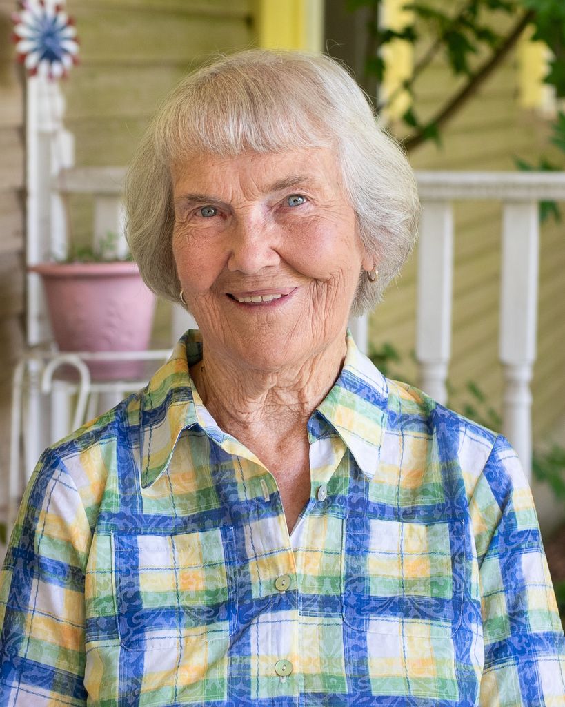 Madolyn Louise Warrington