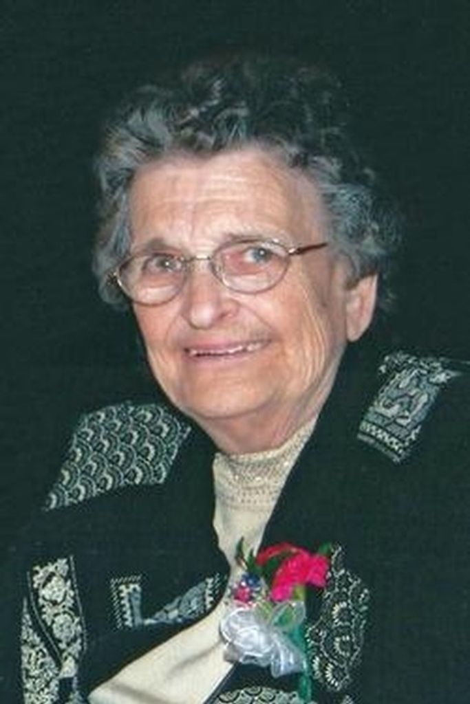 Theresa Foxen Profile Photo