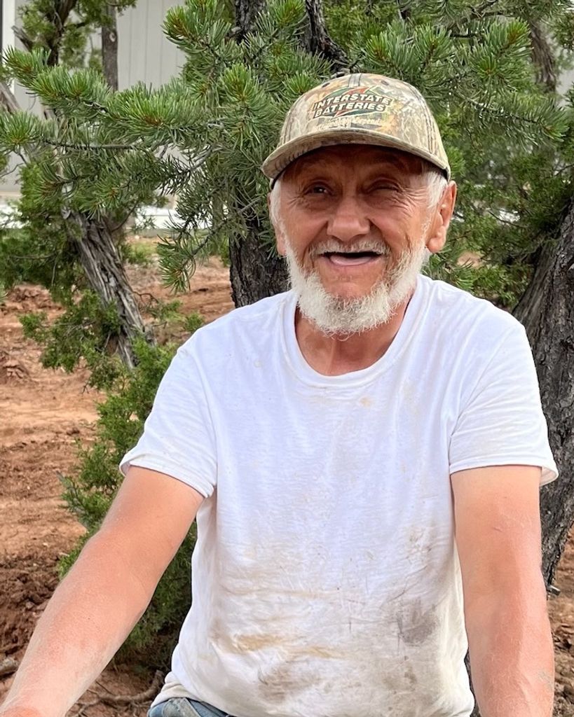 Larry Dominguez Profile Photo