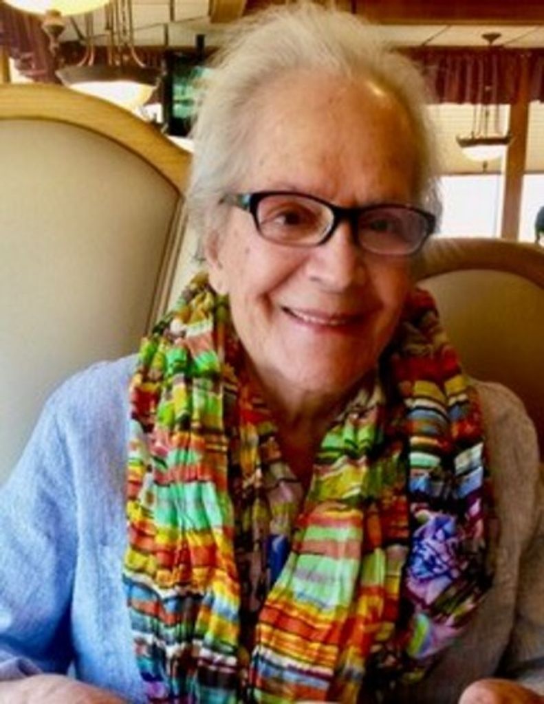 María Dolores Ibietatorremendía Profile Photo