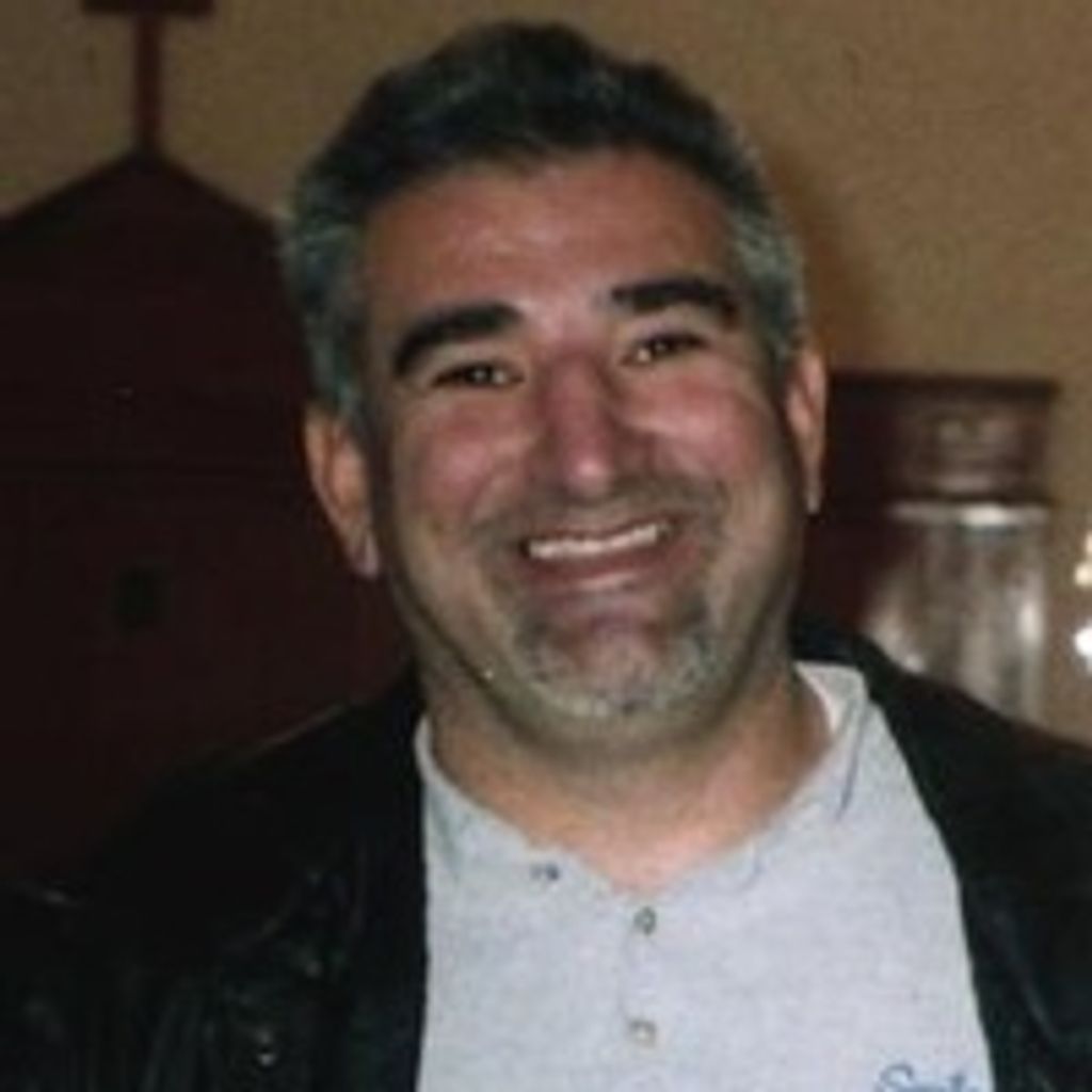 Frank Lueras