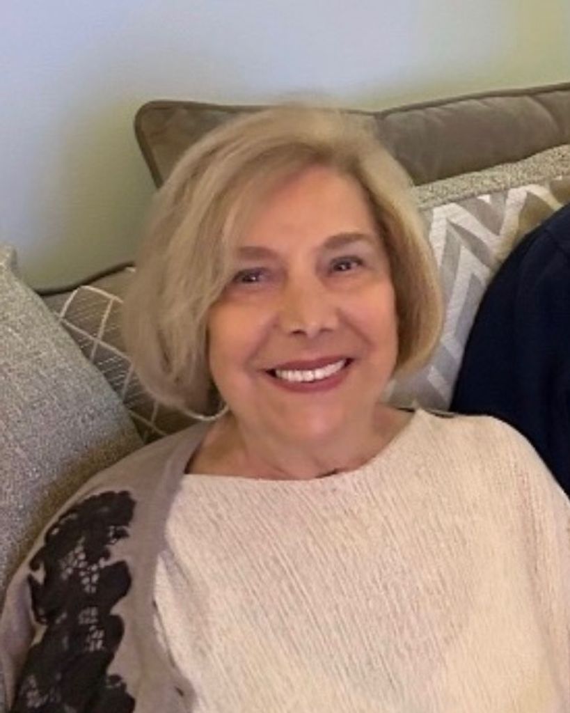 Paula Bonavolonta Profile Photo