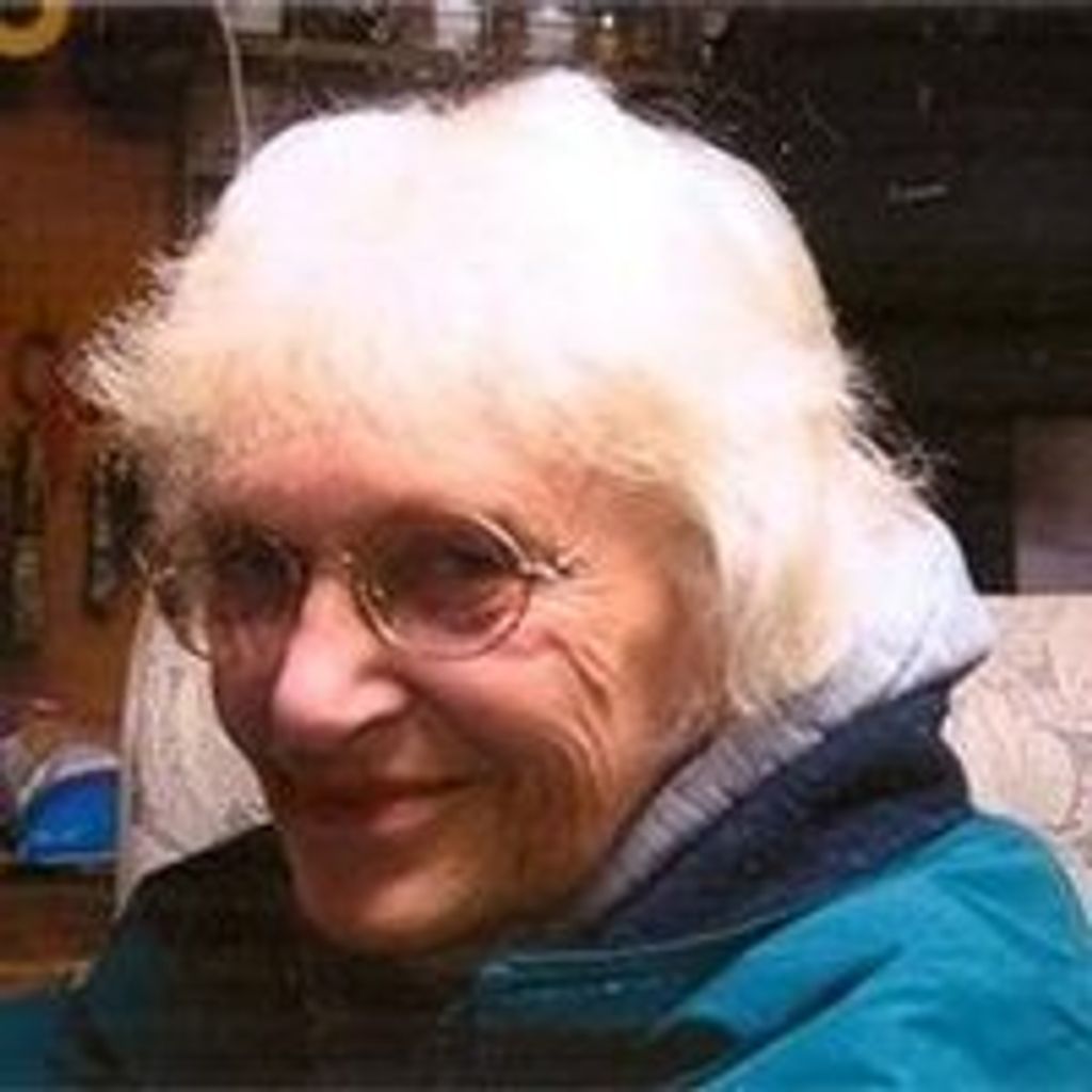 Carol Lee Holland