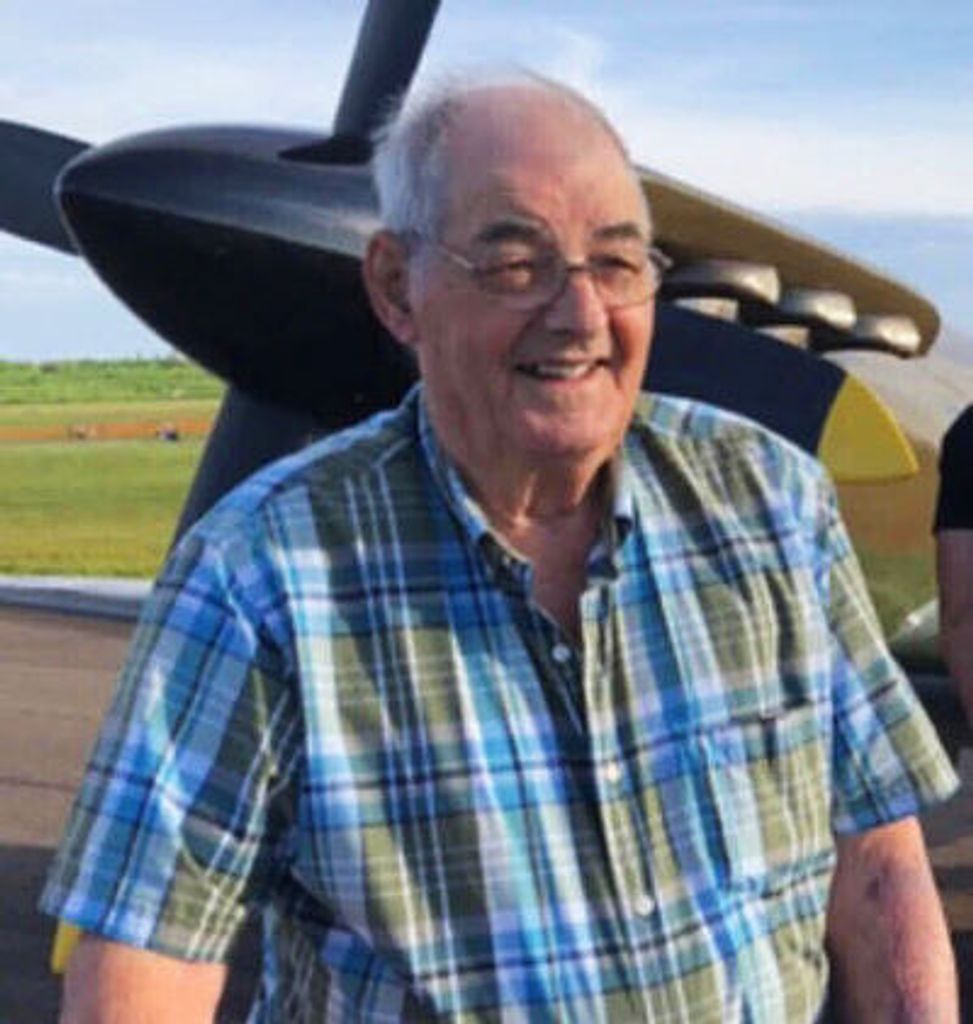 Ernest Wood Profile Photo