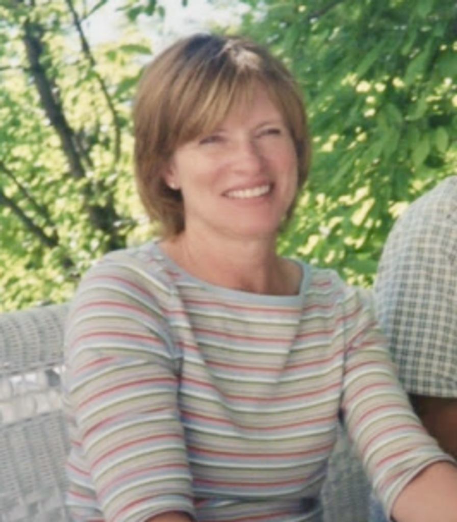 Stephanie Schmoyer (Rosa)