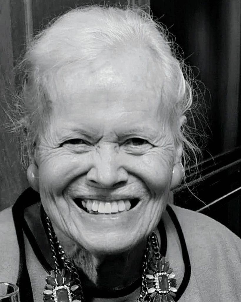 Carolyn June Erickson