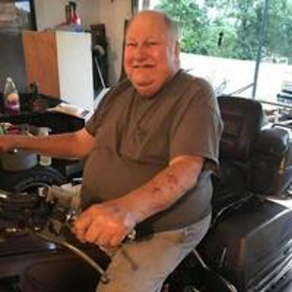 Roy Earl Lucas Profile Photo