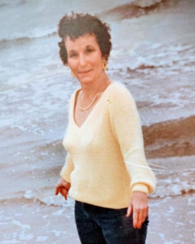 Naomi Jean Lloyd Profile Photo