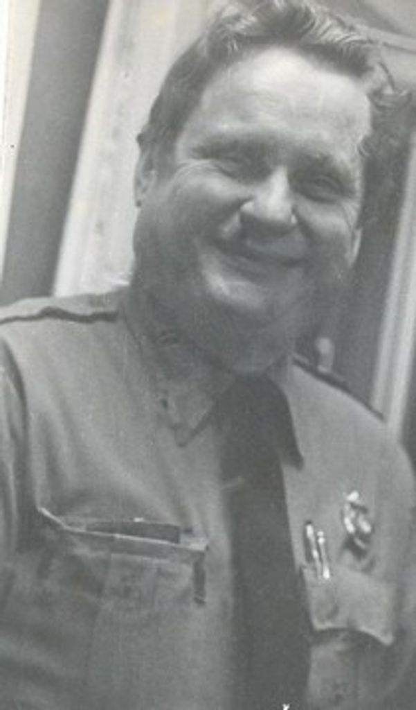 John   J.  Kapitulik Jr.