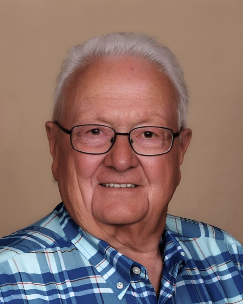 Hyrum Willi Reich Profile Photo